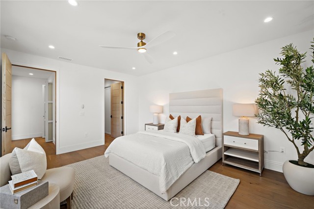 48 Belcourt Drive, Newport Beach CA: https://media.crmls.org/medias/e8a6aeaf-3ce1-448e-ac0f-3146140634e4.jpg
