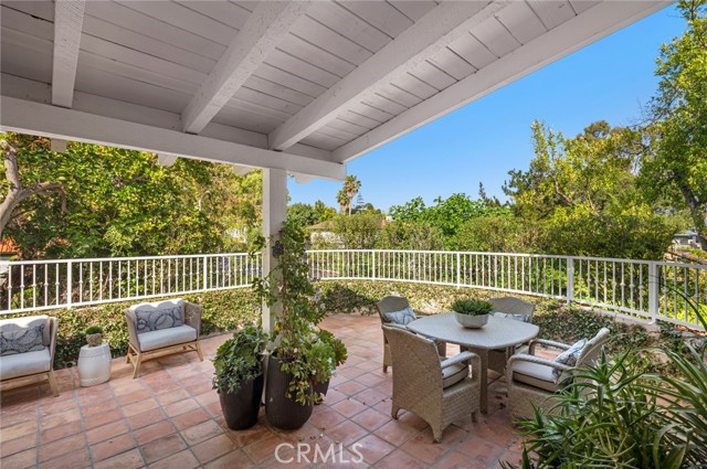 362 Vista Madera, Newport Beach CA: https://media.crmls.org/medias/e8a6f75d-d9ce-401b-8560-6092eaa4a52e.jpg