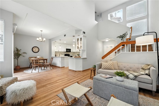 5 Pappagallo, Aliso Viejo CA: https://media.crmls.org/medias/e8a7c69b-3f84-493c-b900-ad0c76d3b592.jpg