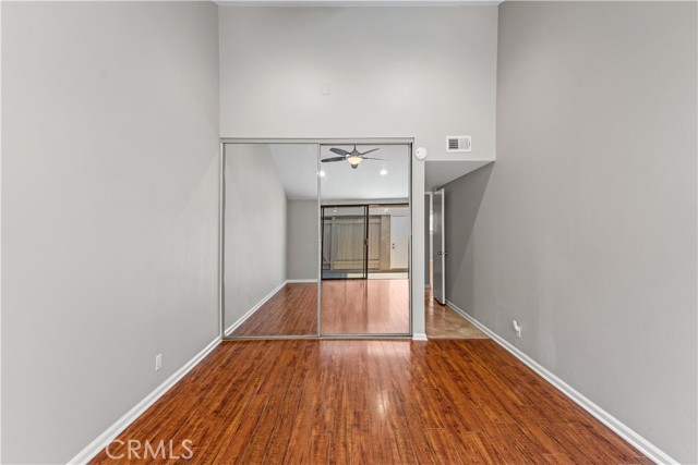 Detail Gallery Image 22 of 35 For 21 Summerwalk Ct, Newport Beach,  CA 92663 - 2 Beds | 2 Baths