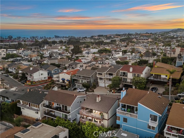 33942 Pequito Drive, Dana Point CA: https://media.crmls.org/medias/e8a952f6-6c46-4888-accb-1bd35f43ddca.jpg