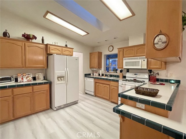 Detail Gallery Image 27 of 36 For 1201 W Valencia #42,  Fullerton,  CA 92833 - 3 Beds | 2 Baths