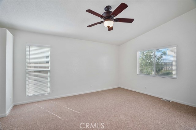 Detail Gallery Image 24 of 38 For 27903 Vista View Dr, Canyon Country,  CA 91351 - 3 Beds | 2 Baths