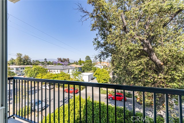 Detail Gallery Image 26 of 34 For 4445 Auckland Avenue, Toluca Lake,  CA 91602 - 4 Beds | 3 Baths