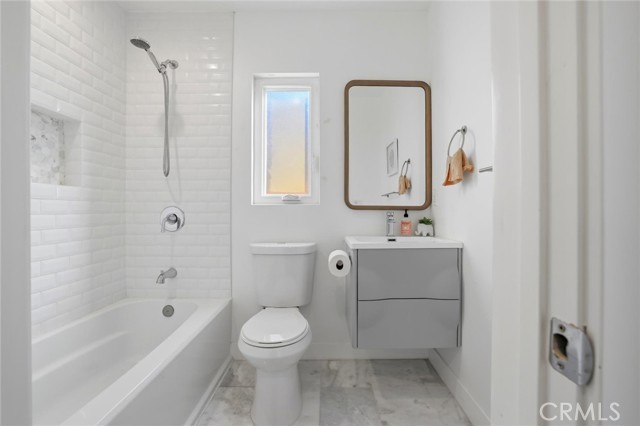 Detail Gallery Image 15 of 37 For 14924 Purche Ave, Gardena,  CA 90249 - 4 Beds | 3 Baths