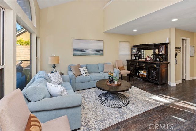 Detail Gallery Image 24 of 73 For 1140 Jonah Dr, Corona,  CA 92882 - 5 Beds | 2/1 Baths