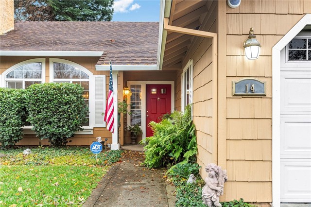 Detail Gallery Image 5 of 48 For 14 Knotts Glen Ct, Chico,  CA 95926 - 3 Beds | 2 Baths