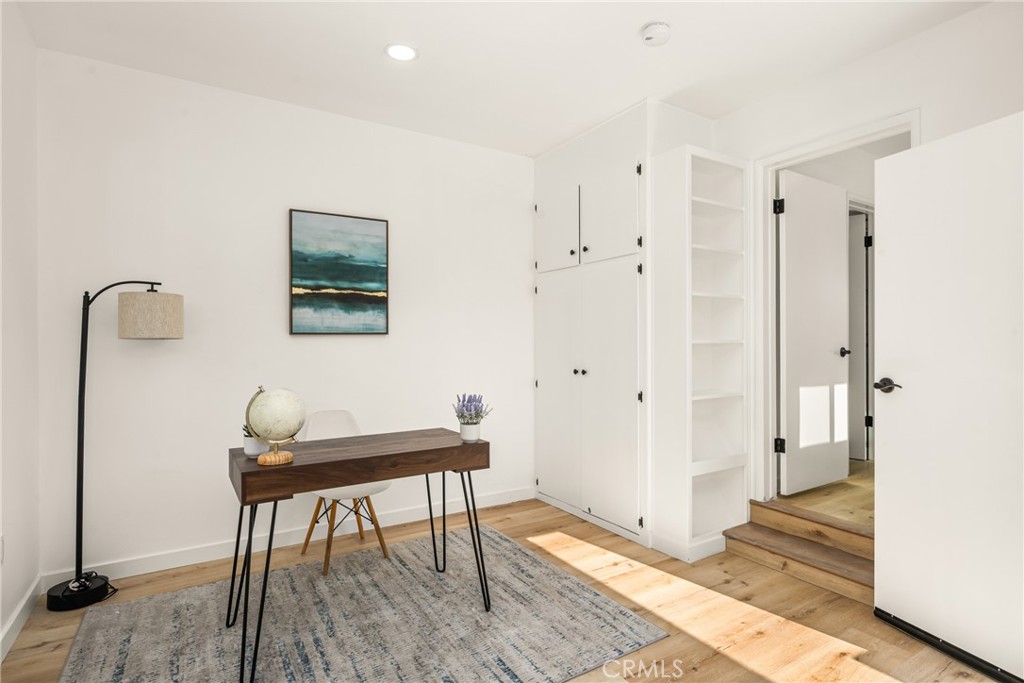 E8ae2918 7f32 4d5b 9d66 F991643153c3