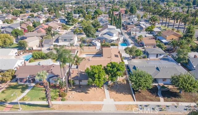 Detail Gallery Image 6 of 14 For 115 W Rancho Rd, Corona,  CA 92882 - 2 Beds | 2/1 Baths