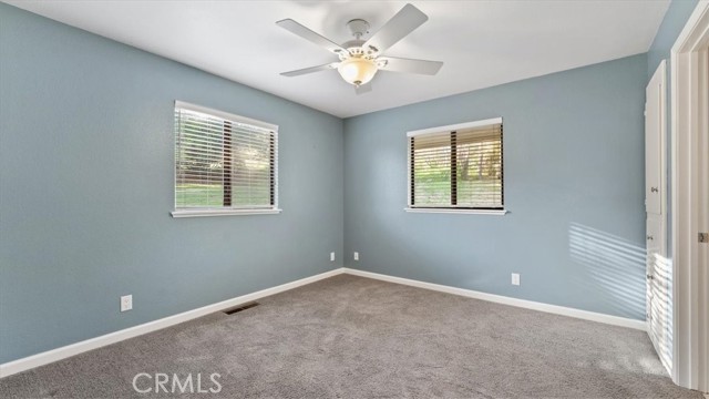 29 Zepher Way, Oroville CA: https://media.crmls.org/medias/e8af7f06-ac07-4f29-9045-8147f4c28718.jpg