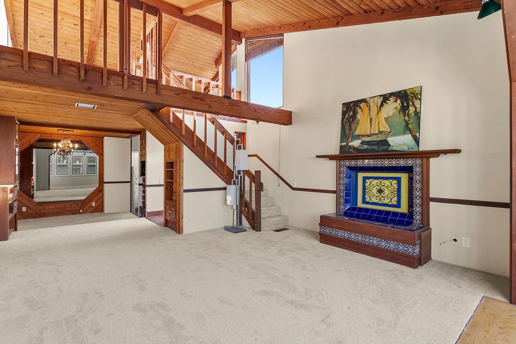 Living room with vaulted ceilings