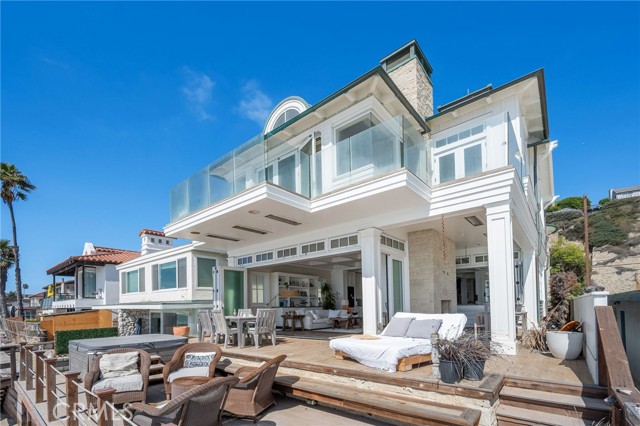 Detail Gallery Image 33 of 74 For 35167 Beach Road, Dana Point,  CA 92624 - 5 Beds | 4/1 Baths