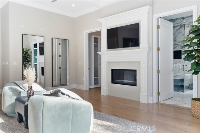 4635 Brewster Drive, Tarzana CA: https://media.crmls.org/medias/e8b00ef3-761c-4d84-ae12-fde0a09216d9.jpg