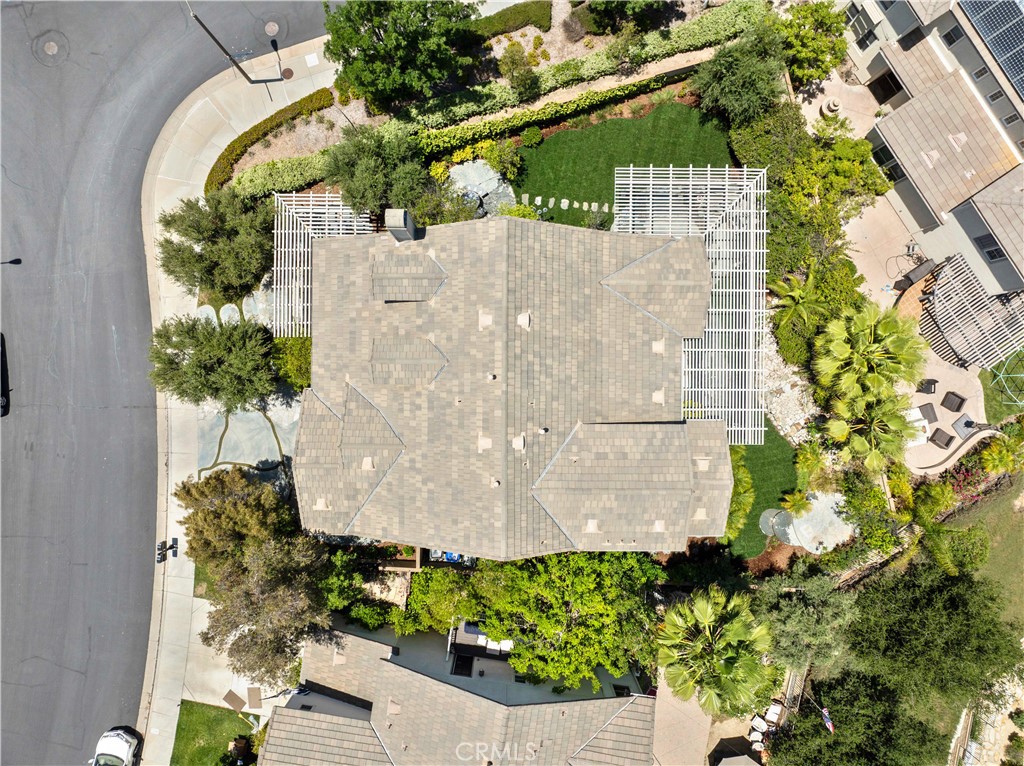 https://media.crmls.org/medias/e8b0205c-6f6e-4881-9305-61ef0edfe9c9.jpg?preset=X-Large