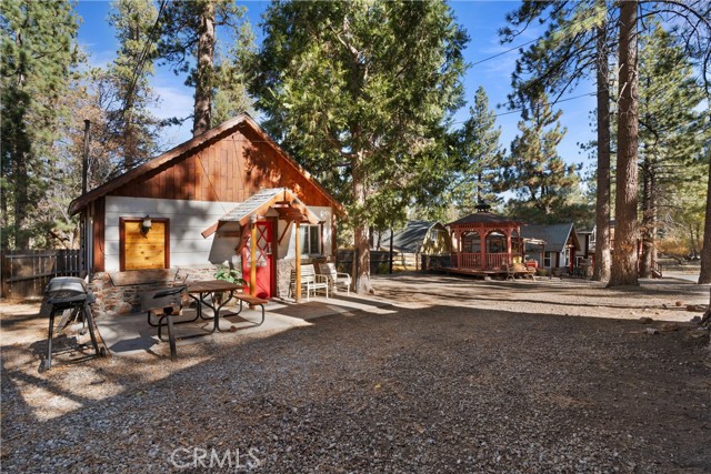 Detail Gallery Image 27 of 54 For 844 Tulip Ln, Big Bear Lake,  CA 92315 - – Beds | – Baths