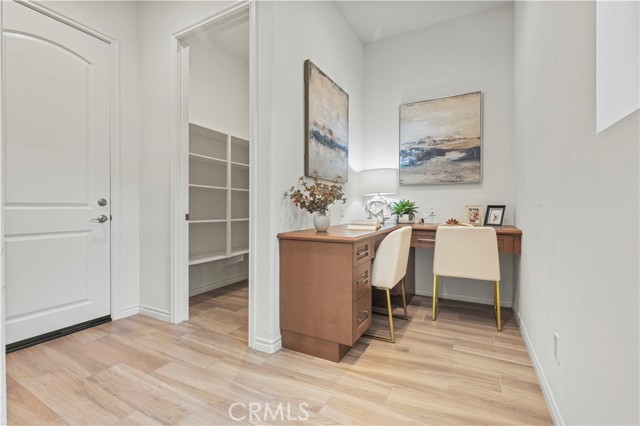 Detail Gallery Image 10 of 69 For 164 Newall, Irvine,  CA 92618 - 4 Beds | 4/1 Baths