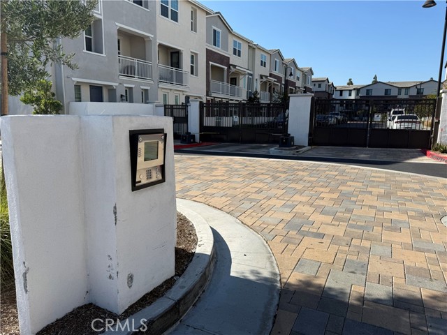 Detail Gallery Image 39 of 44 For 8933 Orangethorpe Ave, Buena Park,  CA 90621 - 4 Beds | 3/1 Baths