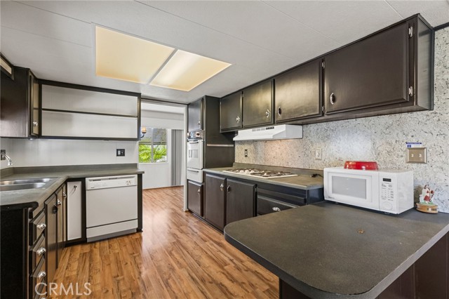 Detail Gallery Image 14 of 38 For 332 N Lyon Ave #118,  Hemet,  CA 92543 - 2 Beds | 2 Baths