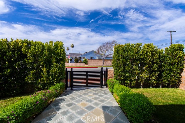 Detail Gallery Image 4 of 68 For 23404 Anza Ave, Torrance,  CA 90505 - – Beds | – Baths