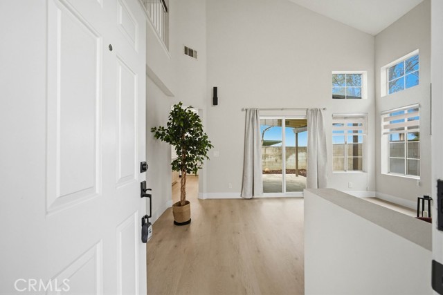 Detail Gallery Image 4 of 24 For 11484 Lime Orchard, Fontana,  CA 92337 - 3 Beds | 2/1 Baths