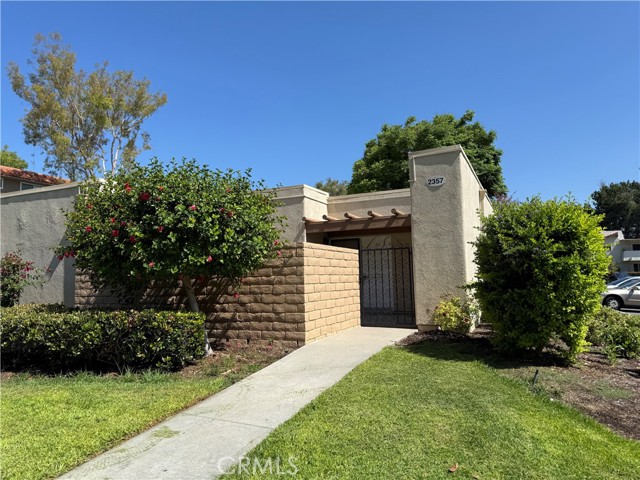 Detail Gallery Image 1 of 44 For 2357 via Mariposa E #D,  Laguna Woods,  CA 92637 - 2 Beds | 1 Baths