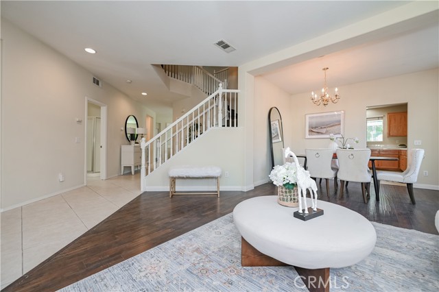 Detail Gallery Image 19 of 48 For 5703 Carolinas Ln, Corona,  CA 92880 - 5 Beds | 4 Baths