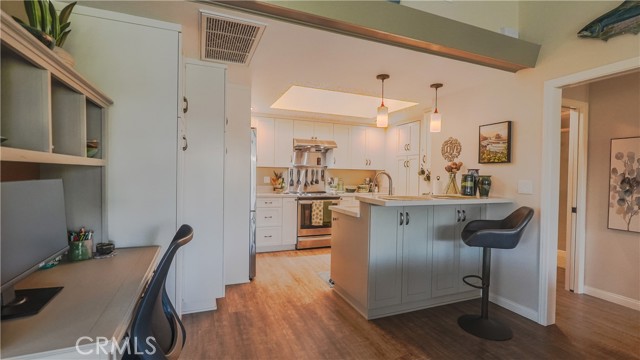 Detail Gallery Image 8 of 20 For 1621 Interlachen 265f,  Seal Beach,  CA 90740 - 2 Beds | 2 Baths