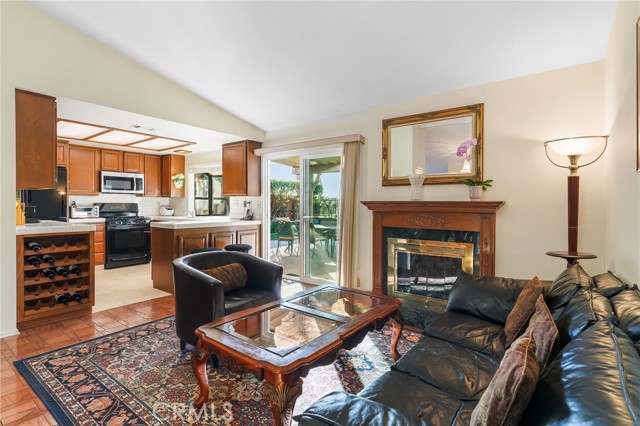 13543 Bear Valley Road, Moorpark CA: https://media.crmls.org/medias/e8b4f640-0b37-4a1e-8866-664a27d0a5be.jpg