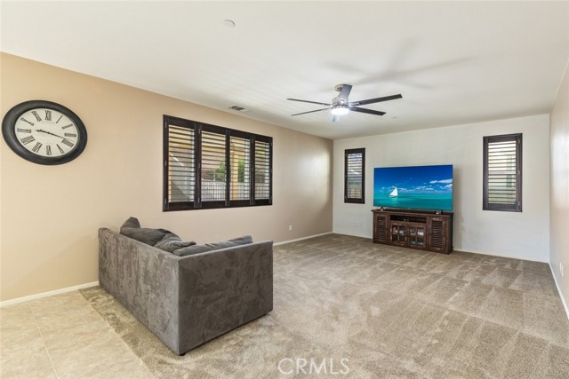 Detail Gallery Image 13 of 56 For 34267 Chaparossa Dr, Lake Elsinore,  CA 92532 - 4 Beds | 2/1 Baths