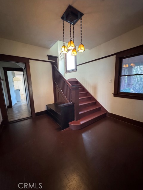 Detail Gallery Image 5 of 51 For 4478 4th St, Riverside,  CA 92501 - 5 Beds | 4 Baths