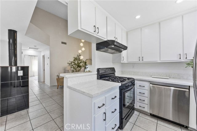 Detail Gallery Image 15 of 34 For 7315 Exeter St #12,  Paramount,  CA 90723 - 2 Beds | 2 Baths