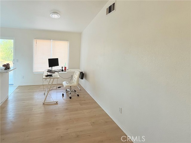 Detail Gallery Image 4 of 11 For 14827 Kimberly St, Adelanto,  CA 92301 - 2 Beds | 1 Baths