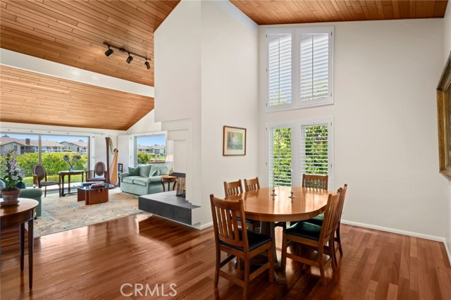 Detail Gallery Image 9 of 37 For 15 Skysail Dr, Corona Del Mar,  CA 92625 - 2 Beds | 2 Baths