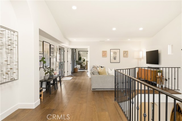 1756 10th, Manhattan Beach, California 90266, 5 Bedrooms Bedrooms, ,5 BathroomsBathrooms,Residential,For Sale,10th,SB26083535