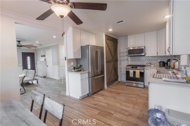 Detail Gallery Image 9 of 35 For 5052 Taft, Chino,  CA 91710 - 4 Beds | 3 Baths