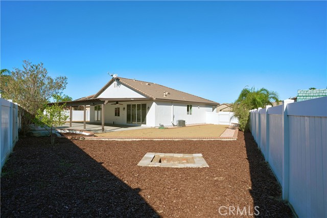 Detail Gallery Image 39 of 42 For 329 Sparkler, Perris,  CA 92571 - 4 Beds | 2 Baths