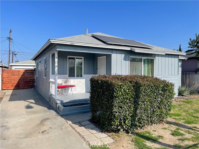 10823 Weigand Avenue, Los Angeles, California 90059, 3 Bedrooms Bedrooms, ,1 BathroomBathrooms,Single Family Residence,For Sale,Weigand,PW24001014