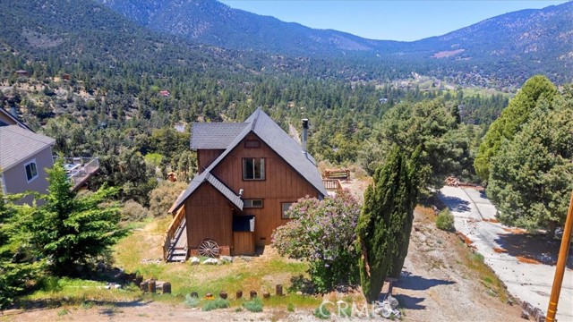 Detail Gallery Image 3 of 6 For 15440 Shasta Way, –,  CA 93225 - 3 Beds | 1/1 Baths