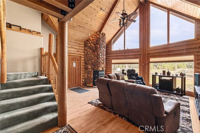 Detail Gallery Image 8 of 72 For 7597 Maddrill, Forest Ranch,  CA 95942 - 3 Beds | 2 Baths