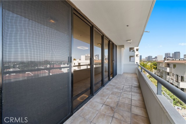 Detail Gallery Image 19 of 49 For 10660 Wilshire Bld #601,  Los Angeles,  CA 90024 - 3 Beds | 4 Baths