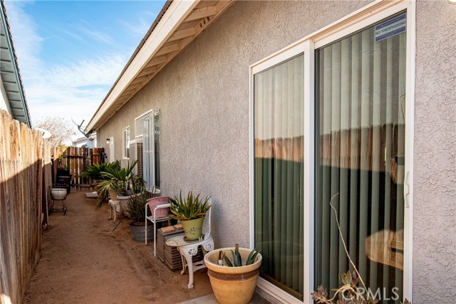 Detail Gallery Image 12 of 35 For 9912 Putter Ct, California City,  CA 93505 - 3 Beds | 2 Baths