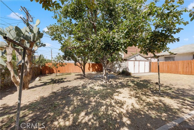2611 Sichel Street, Los Angeles CA: https://media.crmls.org/medias/e8b91300-774b-4b31-a60c-52d517b961db.jpg