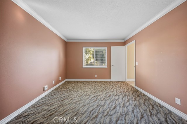 Detail Gallery Image 25 of 33 For 113 Conifer Circle, Oak Park,  CA 91377 - 3 Beds | 2/1 Baths