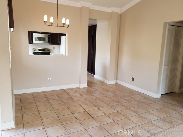 Detail Gallery Image 14 of 31 For 2352 Paseo Circulo, Tustin,  CA 92782 - 2 Beds | 2 Baths