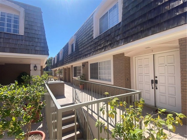 Detail Gallery Image 6 of 17 For 29707 Island View Dr #4,  Rancho Palos Verdes,  CA 90275 - 2 Beds | 2/1 Baths