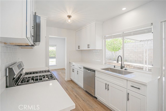 20157 Mckay Drive, Walnut CA: https://media.crmls.org/medias/e8ba4613-942f-4602-b42a-51210ff8a598.jpg