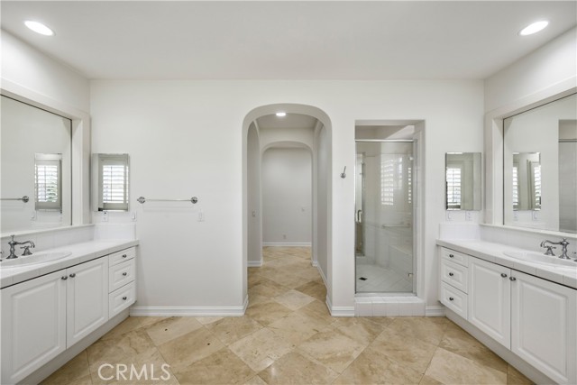 26 Marble Sands, Newport Beach CA: https://media.crmls.org/medias/e8ba4cd9-aaec-45a9-acb2-0aa24082b521.jpg