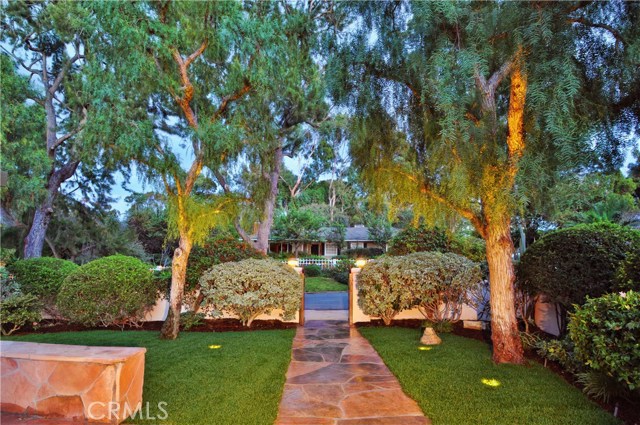 3806 Via Palomino, Palos Verdes Estates, California 90274, 4 Bedrooms Bedrooms, ,3 BathroomsBathrooms,Residential,Sold,Via Palomino,PV17054081