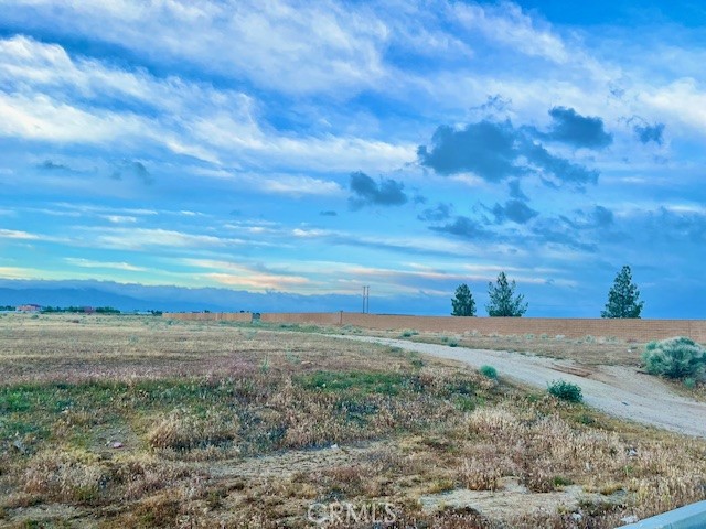 Detail Gallery Image 4 of 5 For 0 Sequoia St, Apple Valley,  CA 92308 - – Beds | – Baths