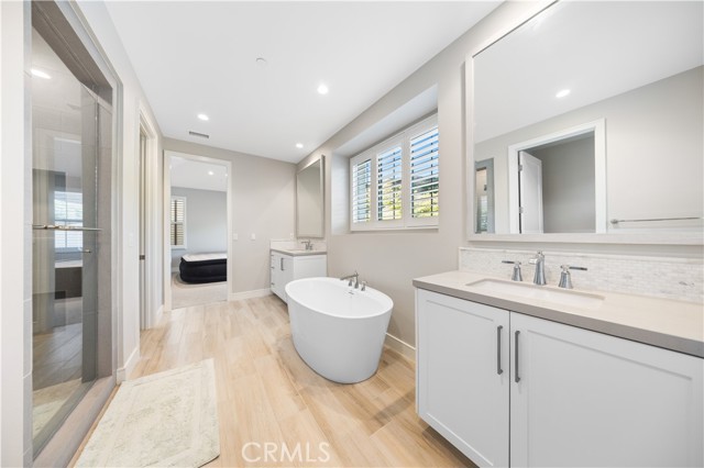 Detail Gallery Image 25 of 36 For 130 Mezza Luna, Irvine,  CA 92602 - 4 Beds | 3 Baths